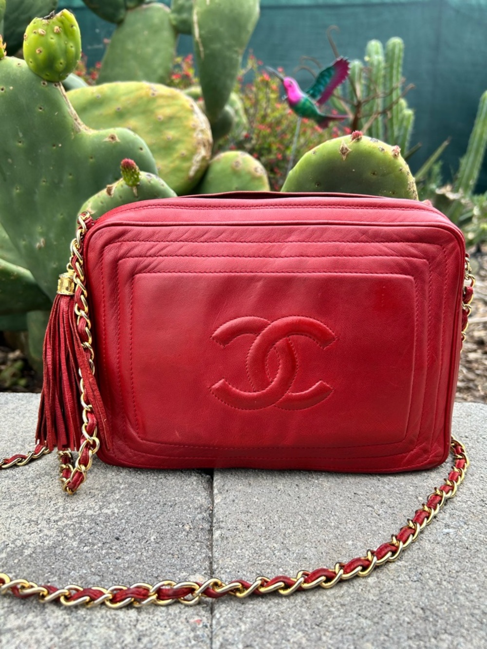 CHANEL Red Quilted Camera Bag with Tassel and 24 Kt Gold Chain - Picture 3 of 11